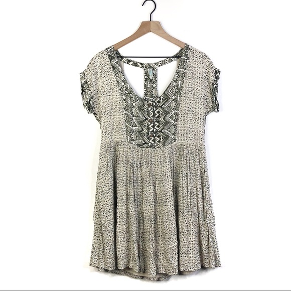 Free People Dresses & Skirts - Free People Boho Aztec Pleat Open Back Mini Dress